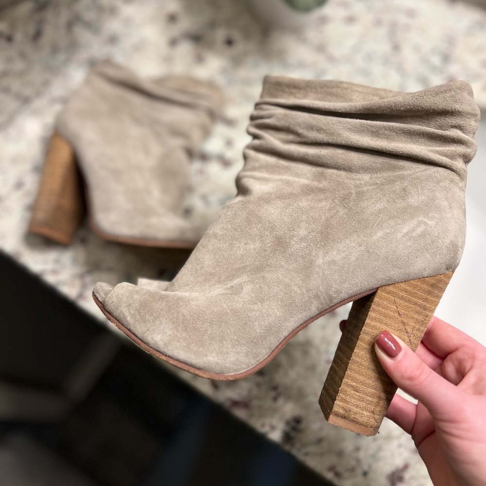 Jessica Simpson Suede Peep Toe Heels